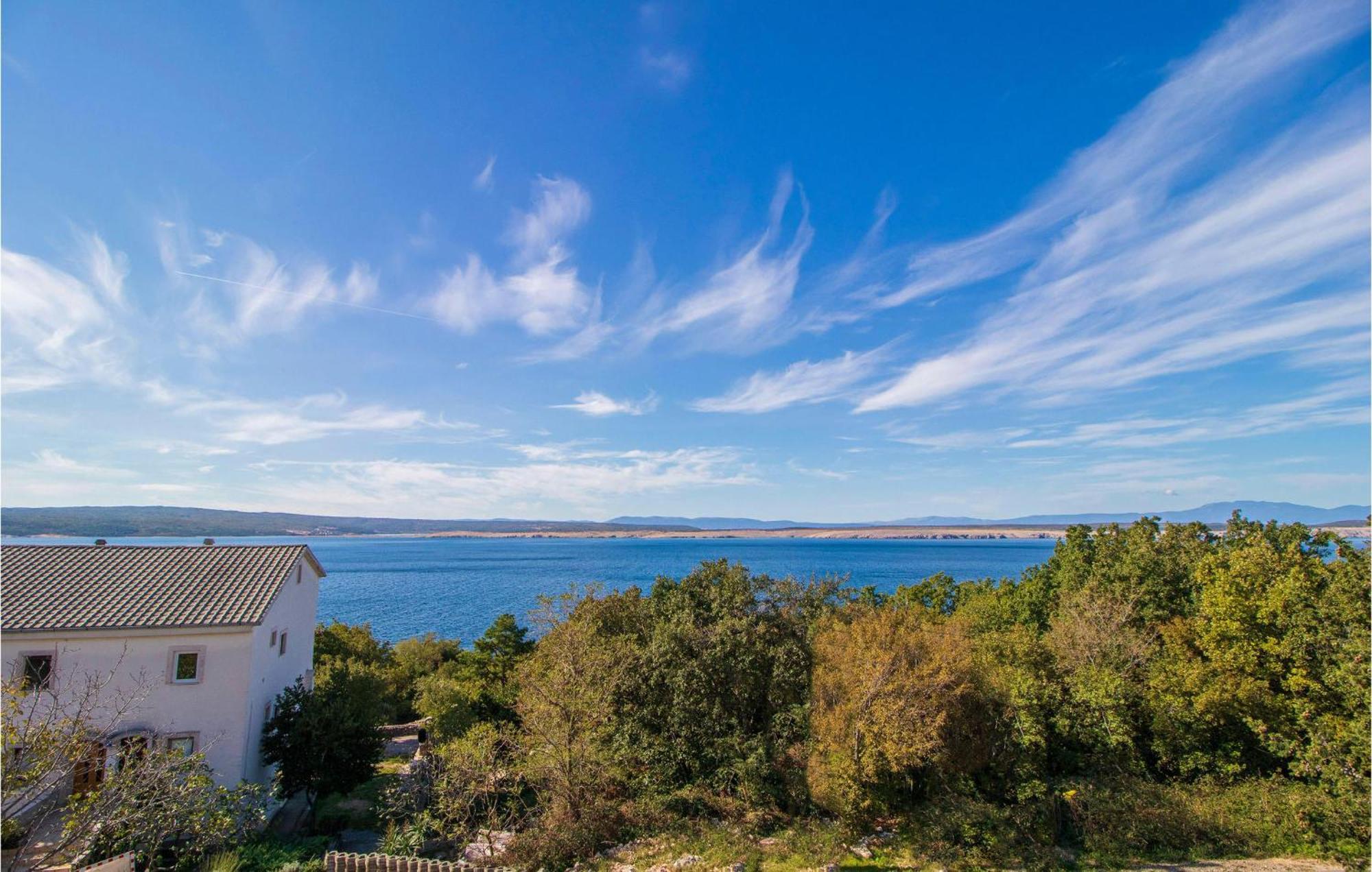 Stunning Apartment In Dramalj With House Sea View Exterior photo